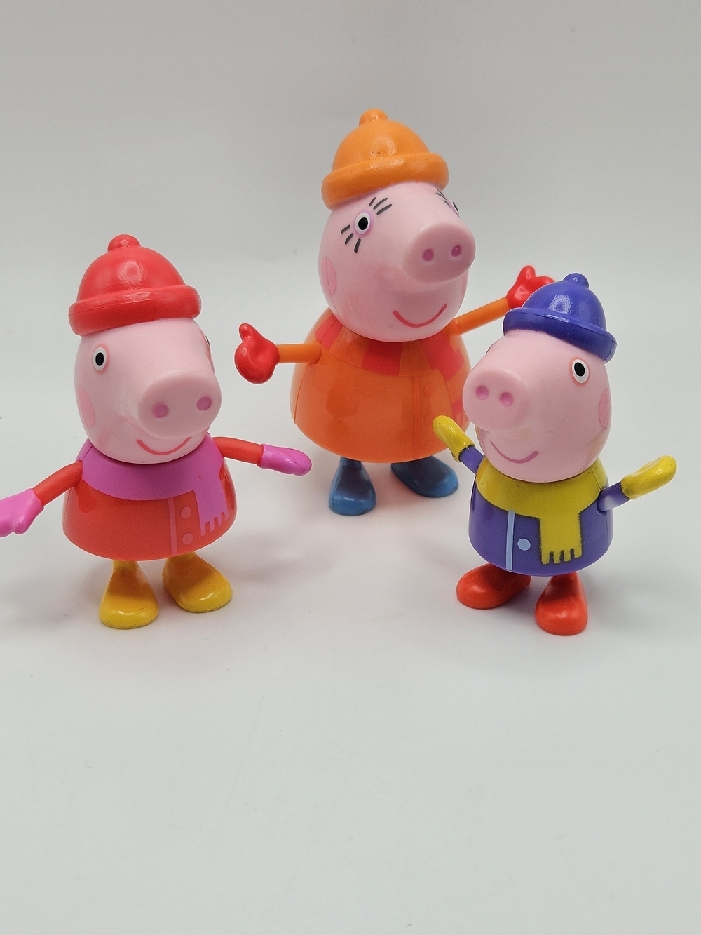 Peppa Pig Peppa's Family Wintertime Figure Set George Mummy